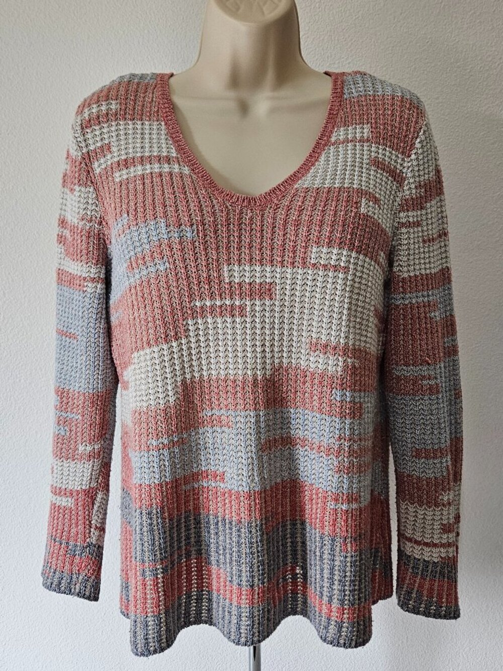 Nic+Zoe Textured Colorblock Loose Knit V-Neck Sweater - Picture 2 of 10